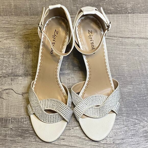 ZIGI SOHO Womens Garcelle Round Toe Block Heel Sandals Size 10 White - Picture 3 of 13